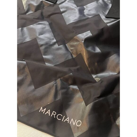 Guess By Marciano Black Chevron Tote Purse Carryall - Picture 2 of 2